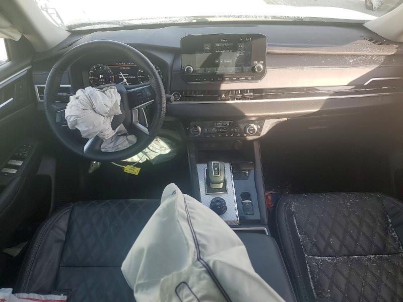 2023 Mitsubishi Outlander sel