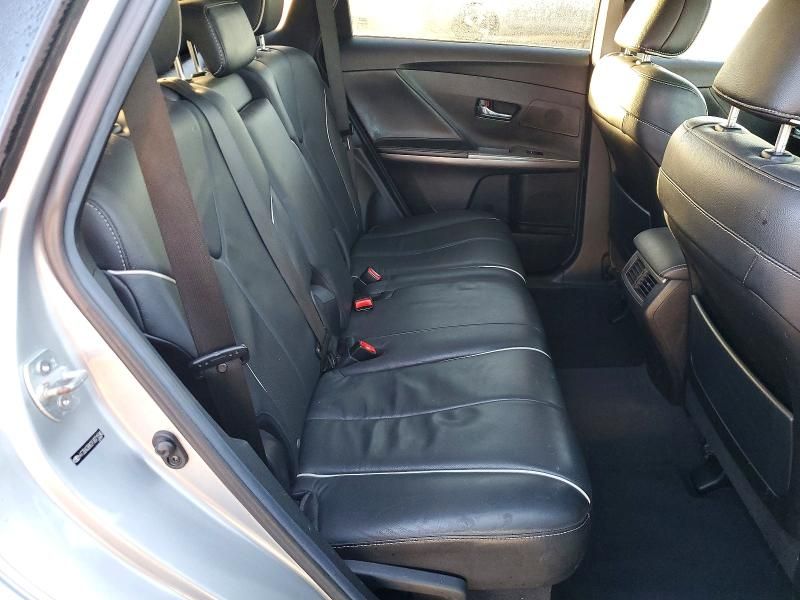 2015 Toyota Venza le