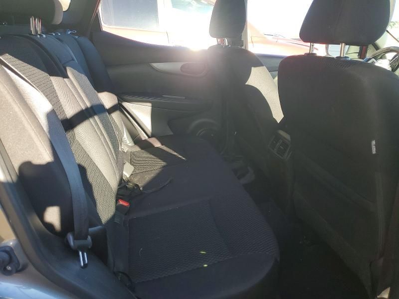 2018 Nissan Rogue Sport s