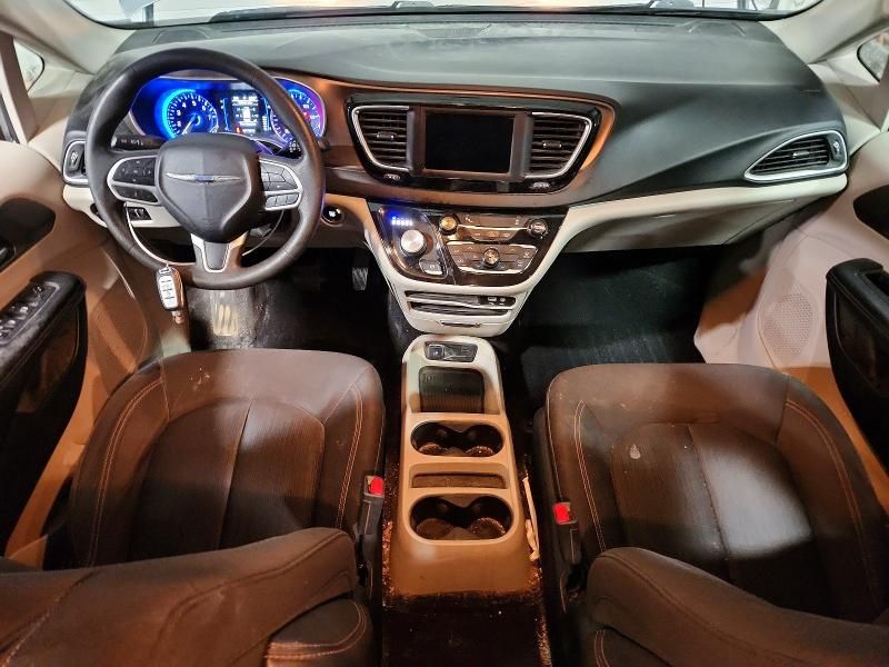 2018 Chrysler Pacifica l