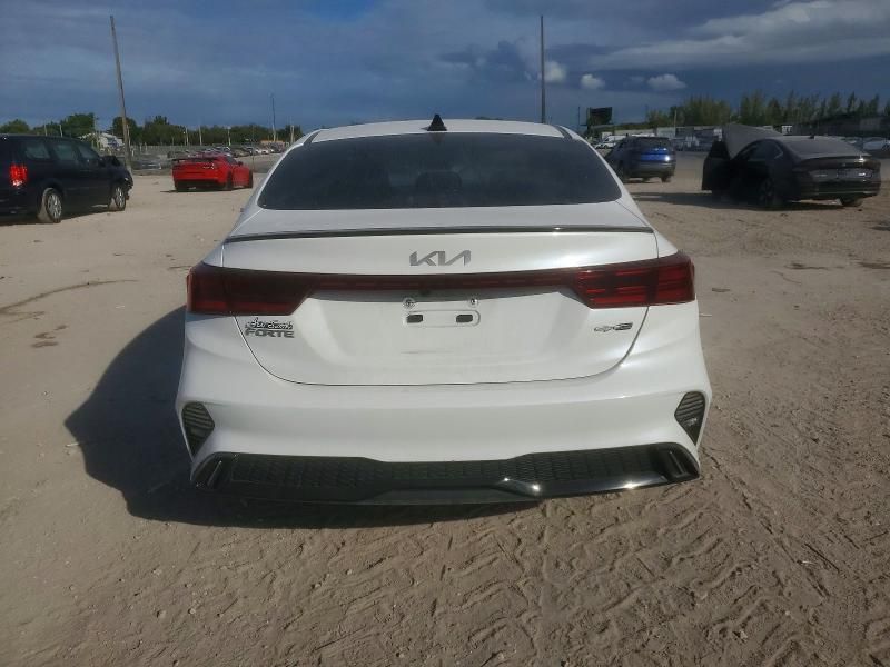 2023 KIA Forte gt Line