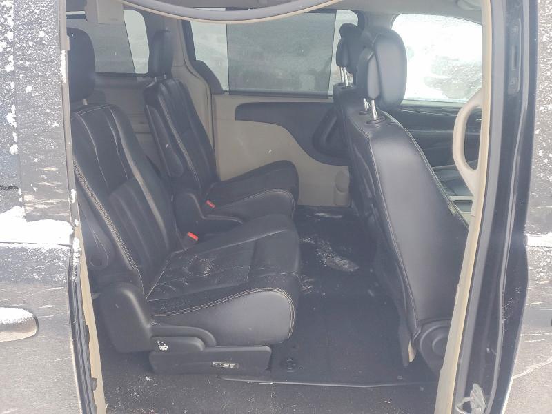 2015 Chrysler Town & Country Touring