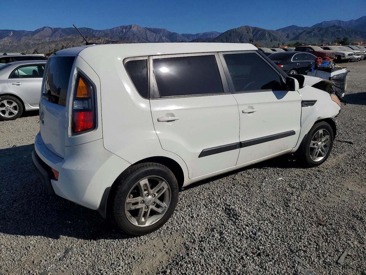 2011 KIA Soul +