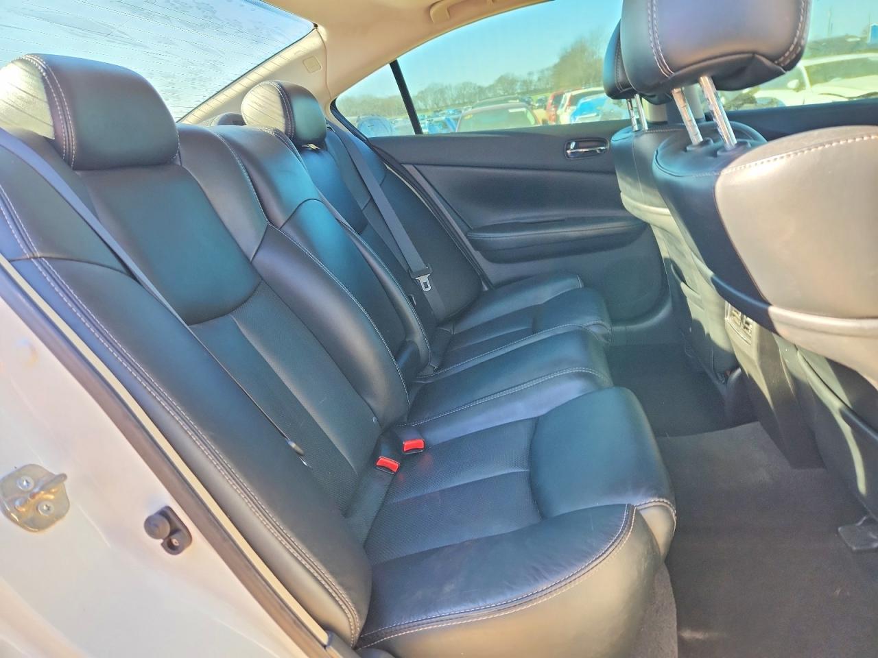 2012 Nissan Maxima s