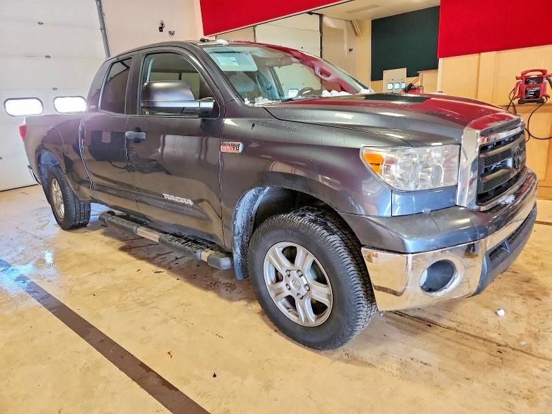 2010 Toyota Tundra Double cab SR5