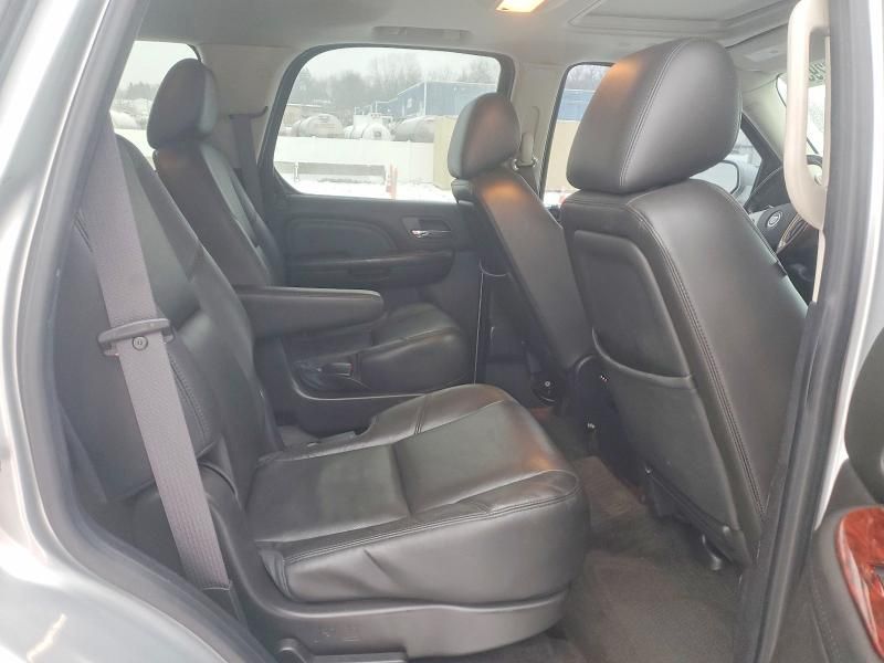 2013 Cadillac Escalade Luxury