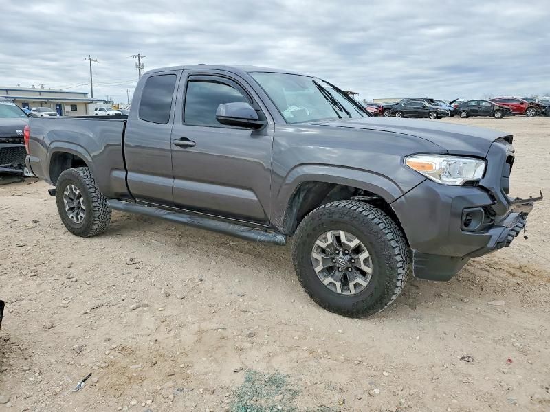 2022 Toyota Tacoma Access cab