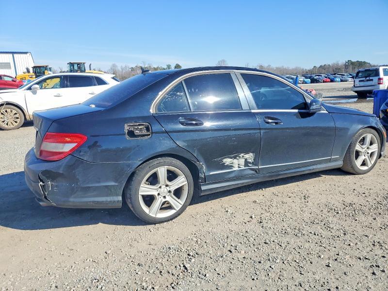 2011 Mercedes-Benz C300