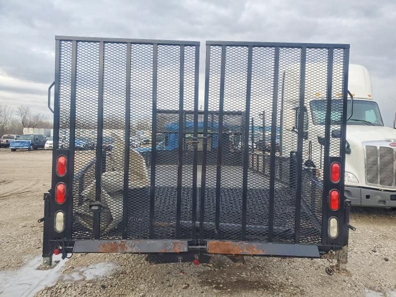 2024 Isuzu Npr hd Crew cab Flatbed Truck