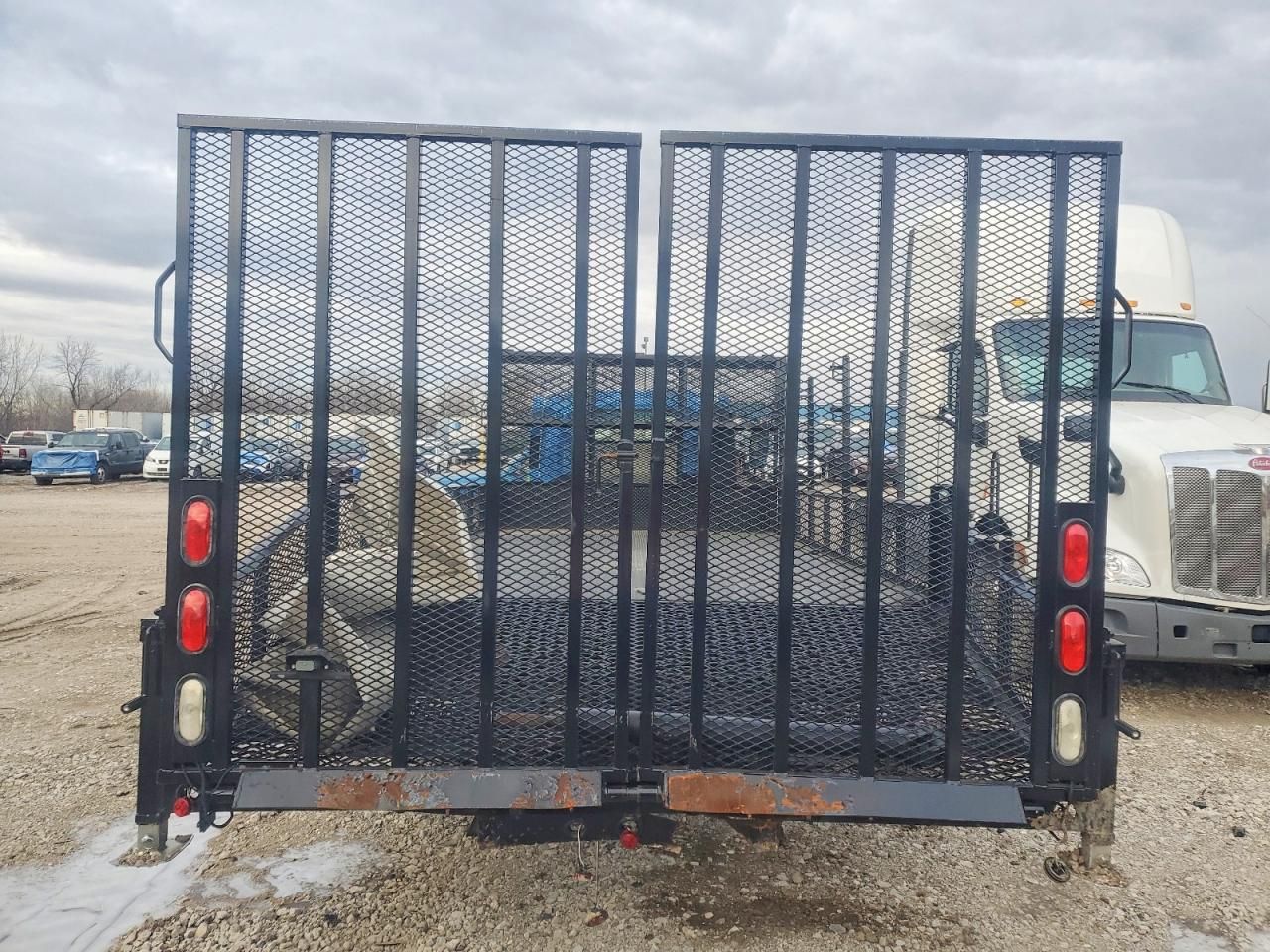 2024 Isuzu NPR HD Crew Cab Flatbed Truck