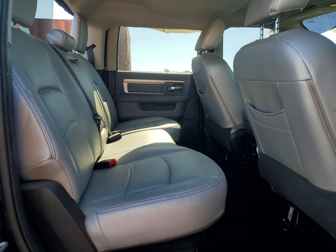 2014 Dodge RAM 1500 SLT