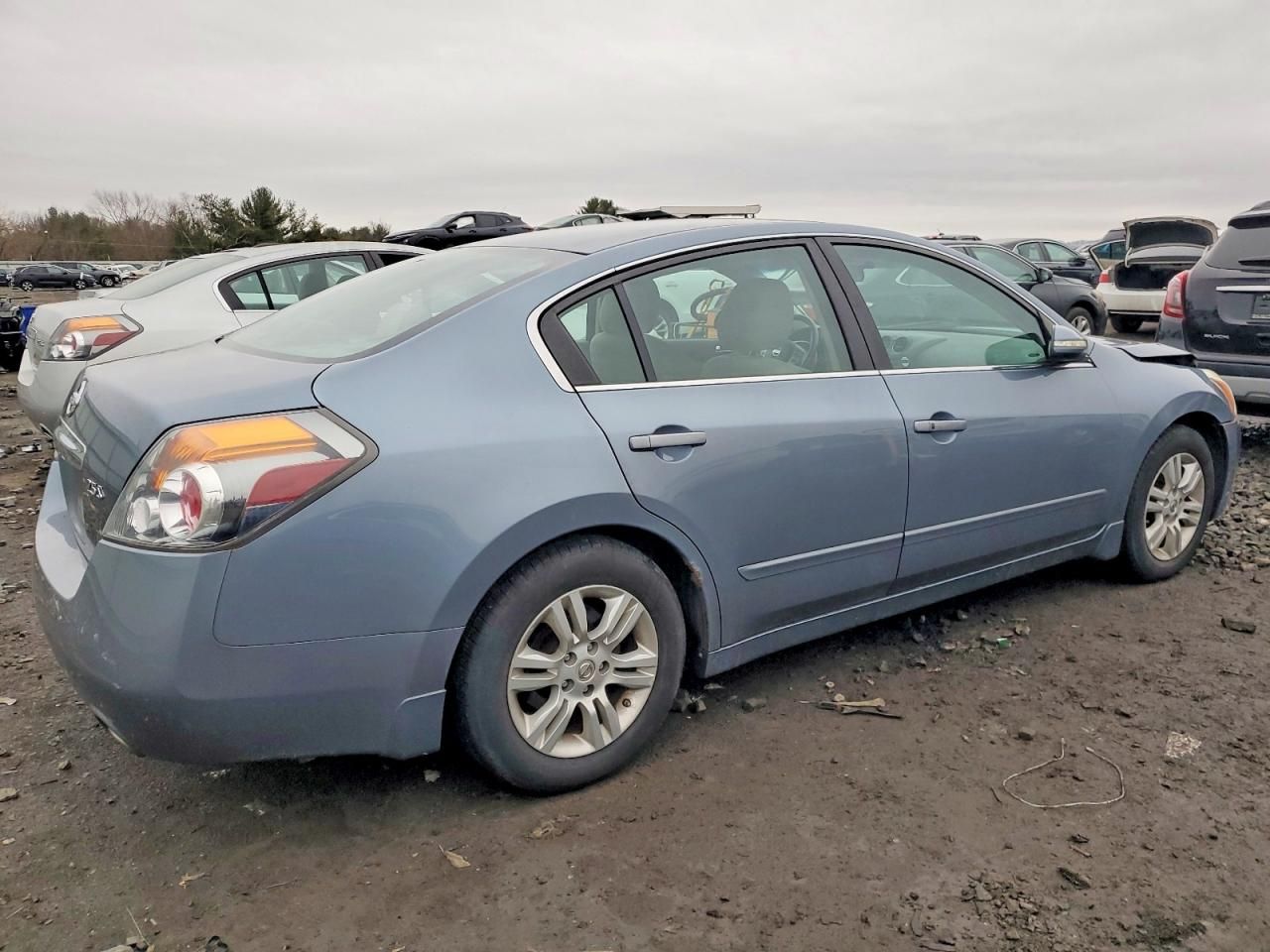2011 Nissan Altima Base