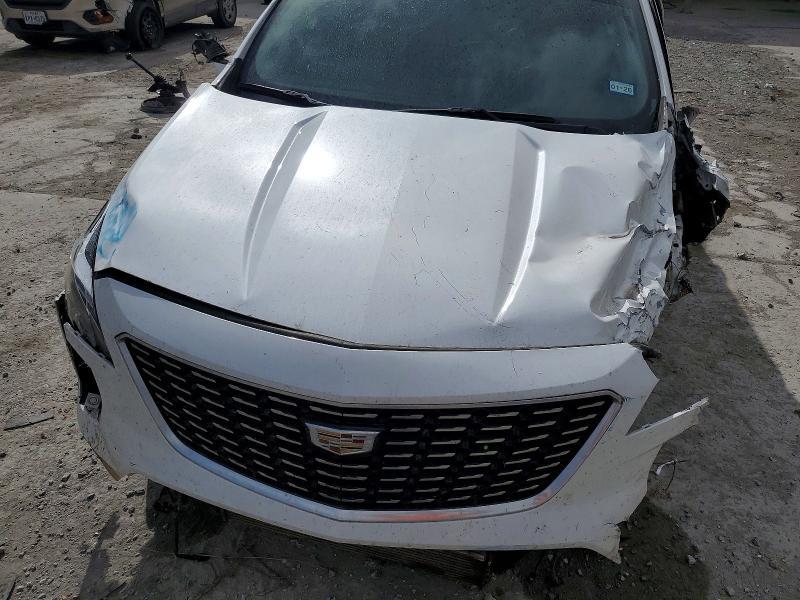 2020 Cadillac XT4 Premium Luxury