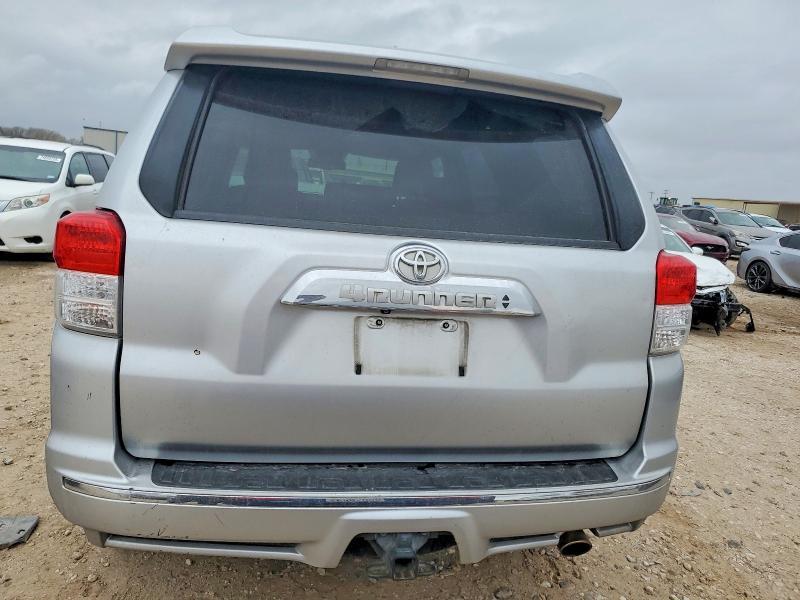 2011 Toyota 4runner SR5