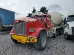 2013 Peterbilt Tractor 2013 Peterbilt 367 Ready MIX Truck