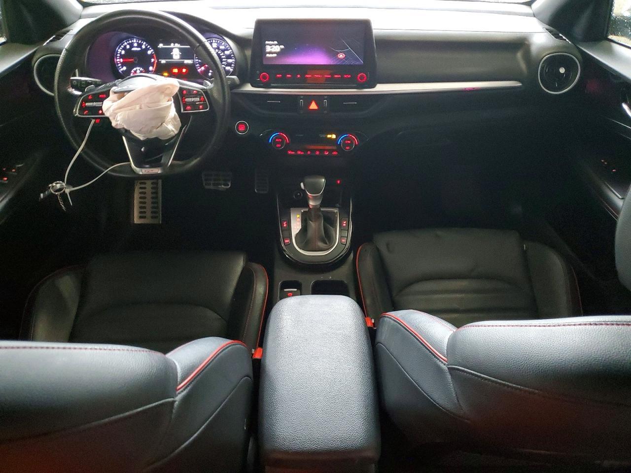 2024 KIA Forte gt