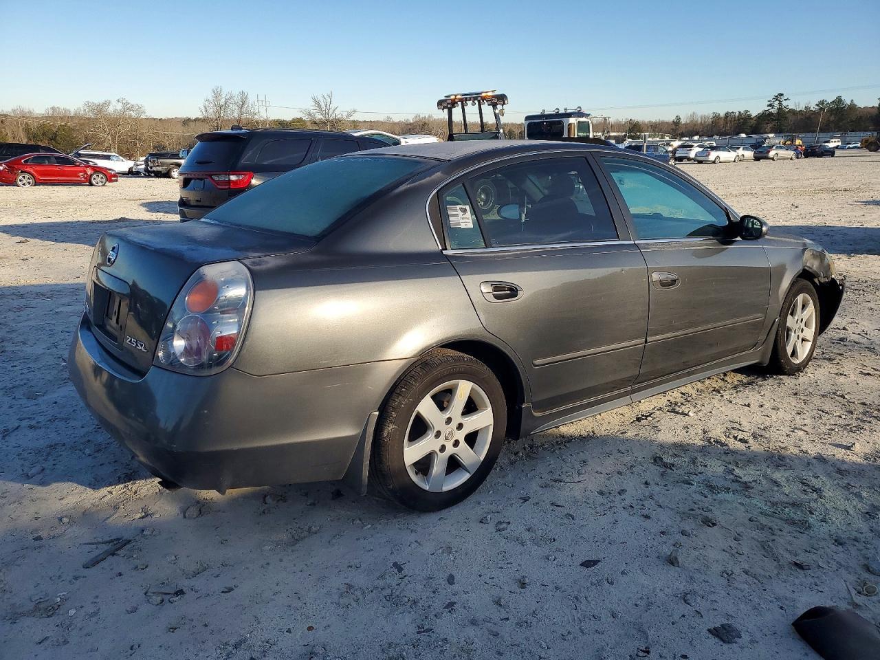 2004 Nissan Altima Base