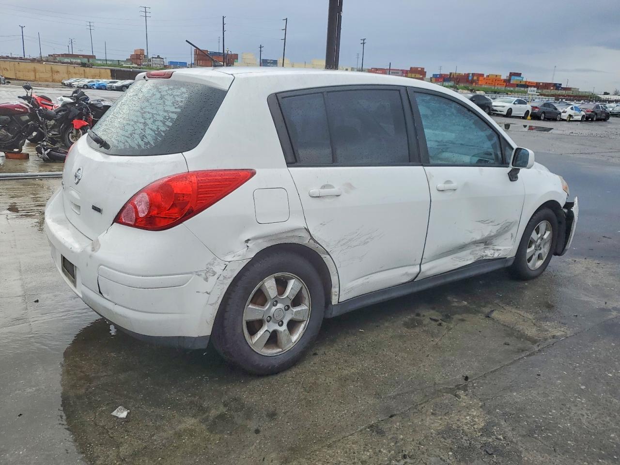 2012 Nissan Versa s