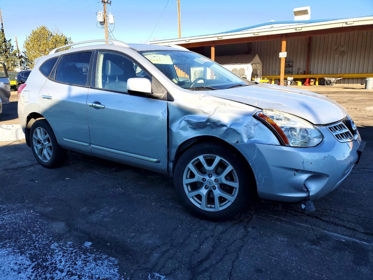2013 Nissan Rogue s