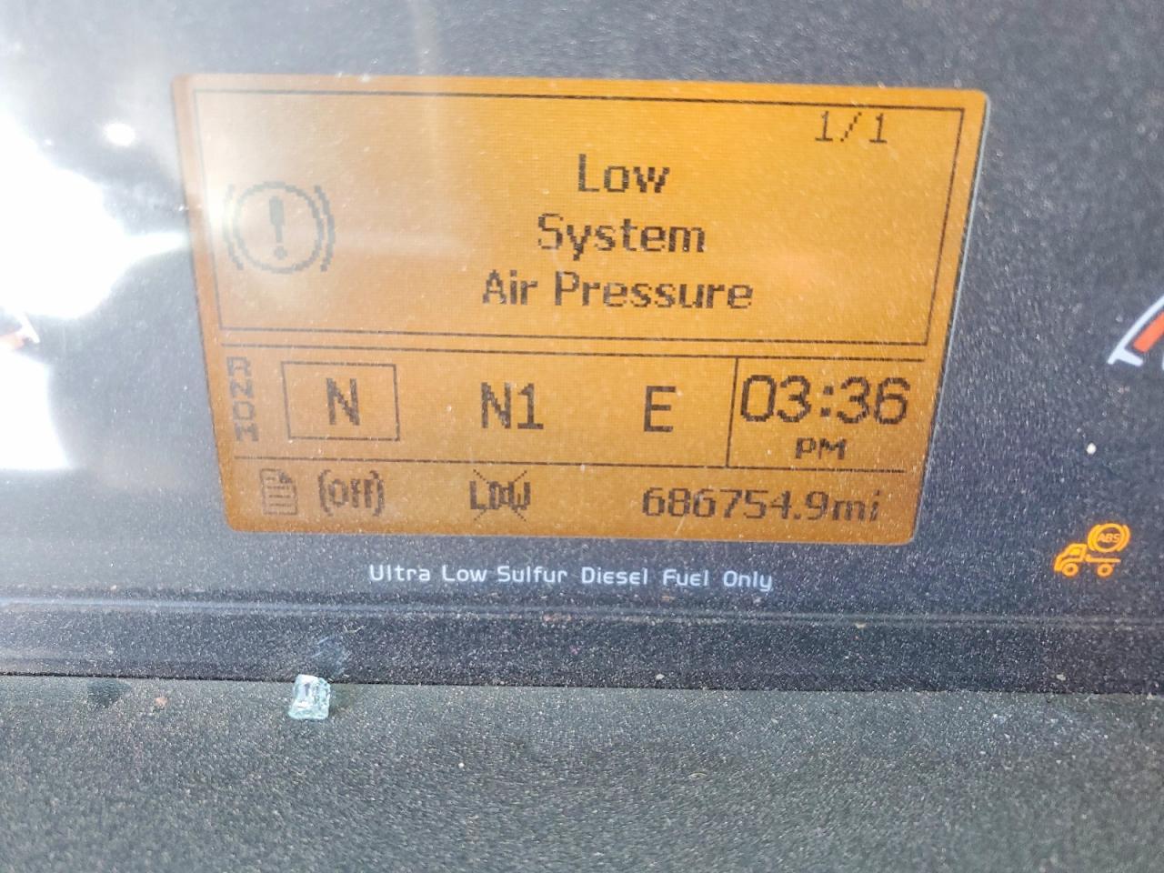 2018 Volv O VNL Semi Truck