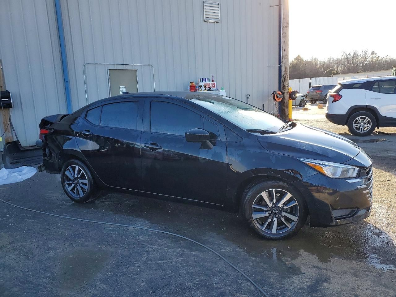 2024 Nissan Versa sv