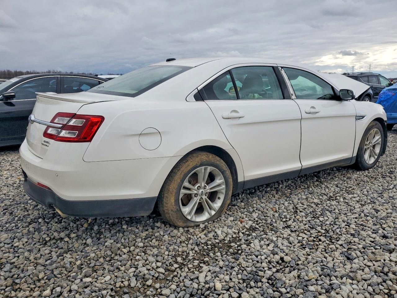 2014 Ford Taurus sel