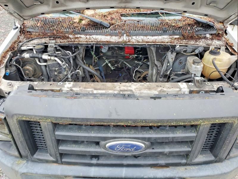 2012 Ford Econoline E150 van