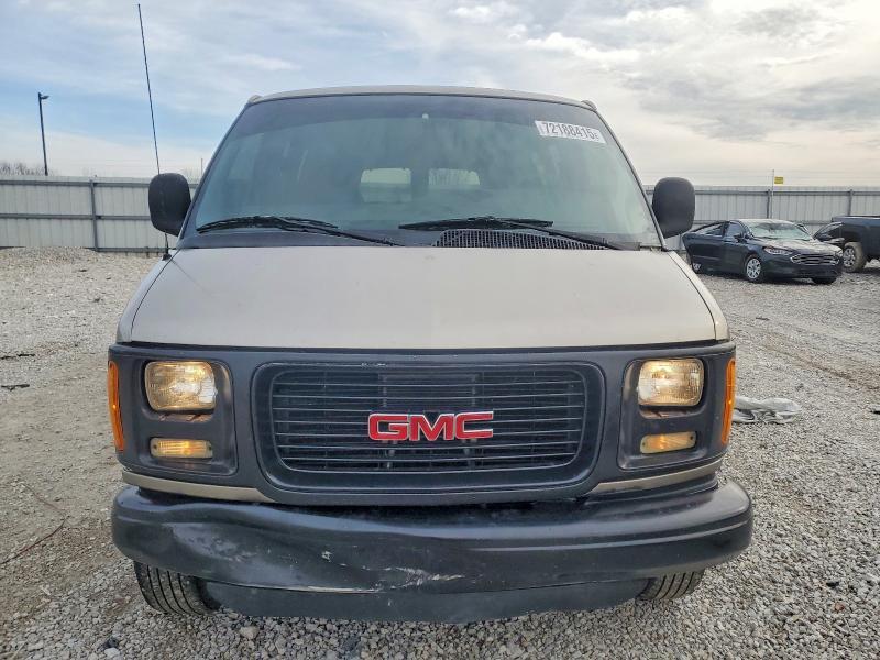 2001 GMC Savana G3500