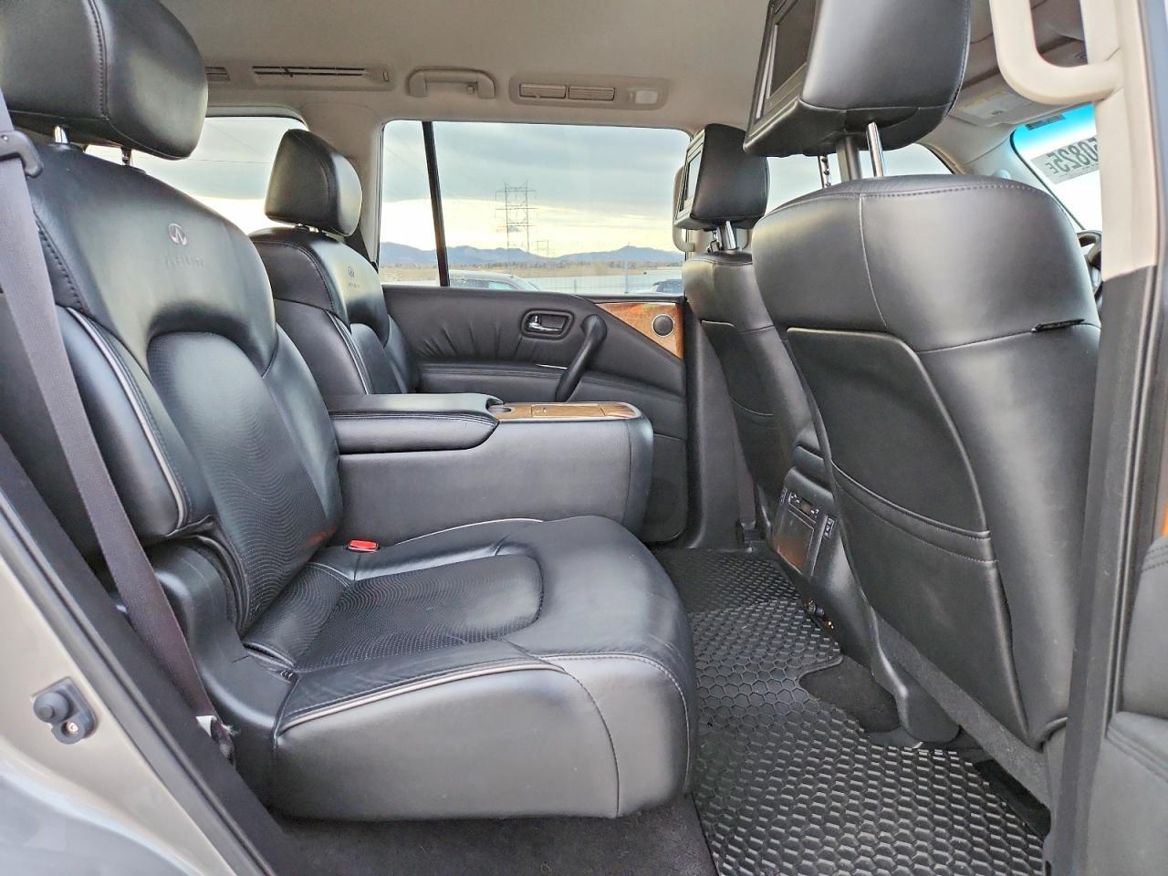 2012 Infiniti Qx56