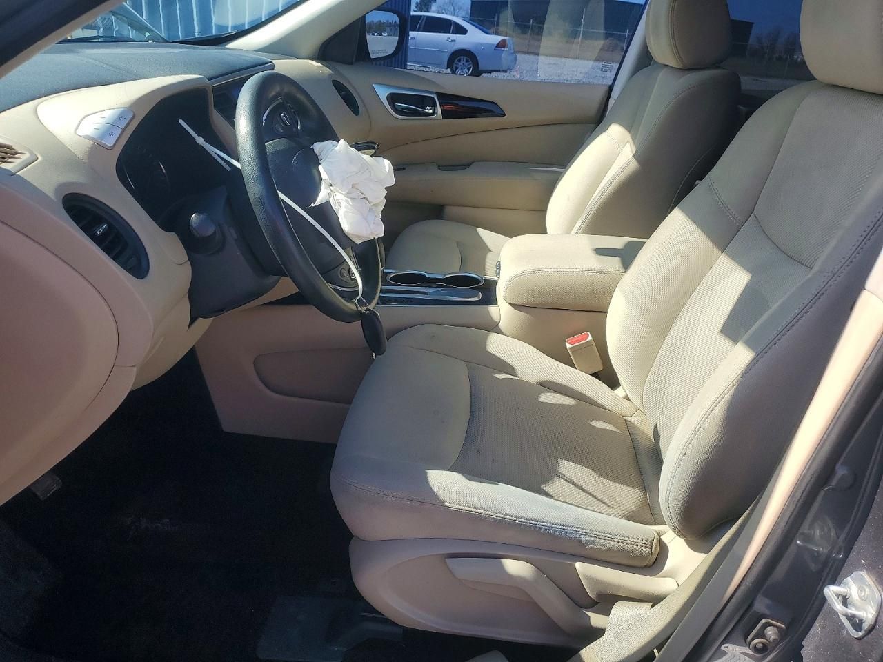 2017 Nissan Pathfinder s