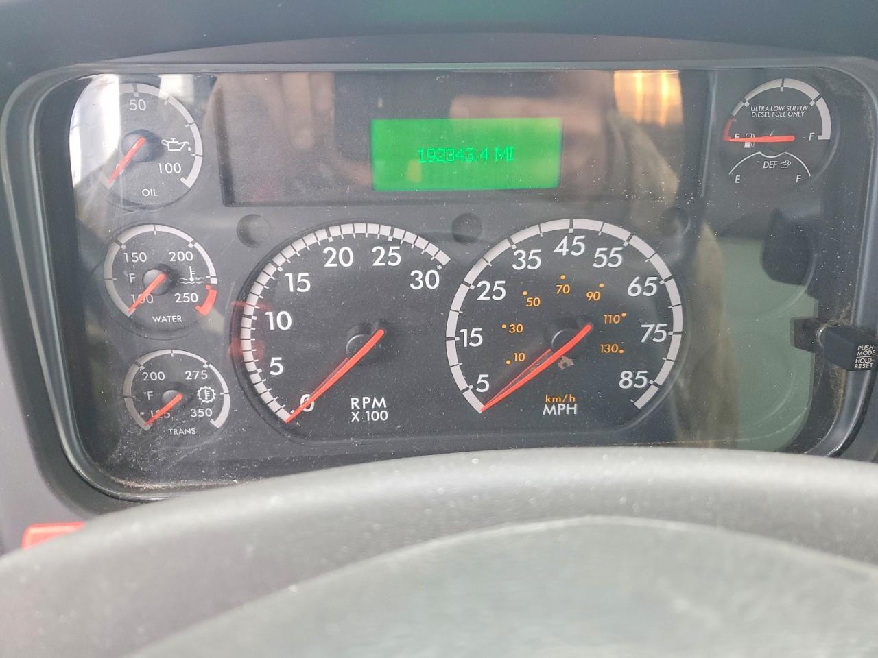 2017 Freightliner Business Class M2 BOX Truck