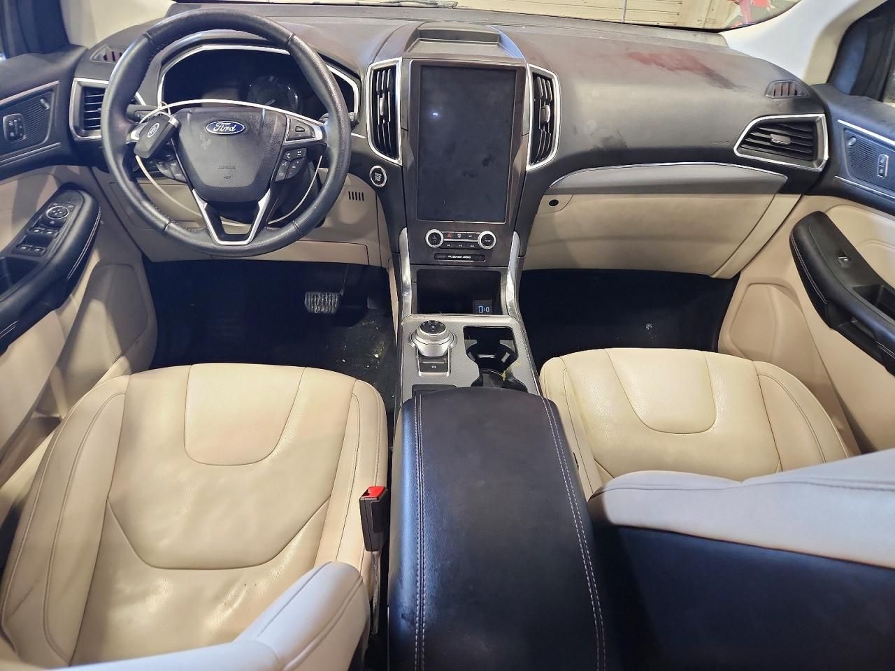 2021 Ford Edge Titanium