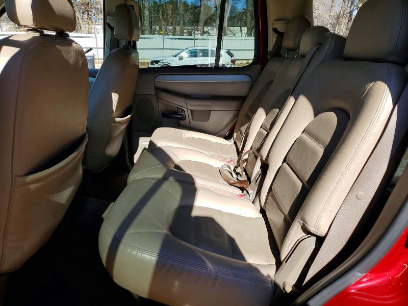 2004 Ford Explorer xlt