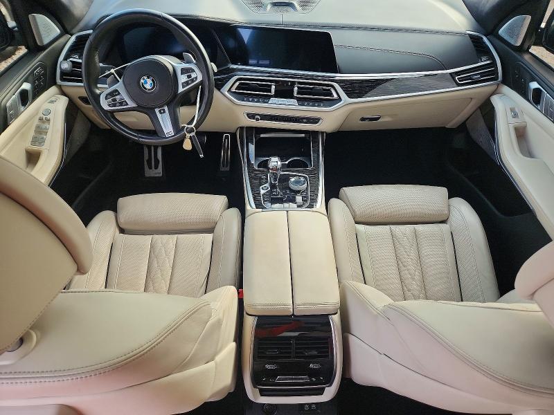 2021 BMW X7 M50i