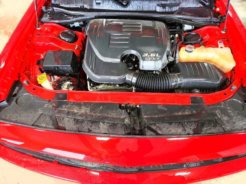 2016 Dodge Challenger sxt