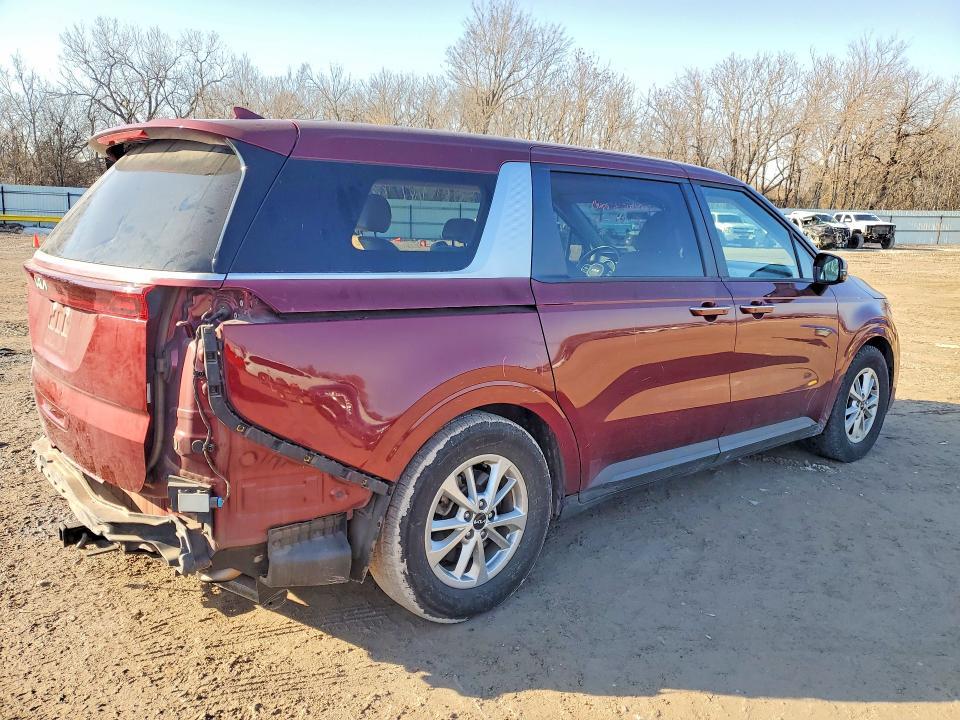 2022 KIA Carnival lx