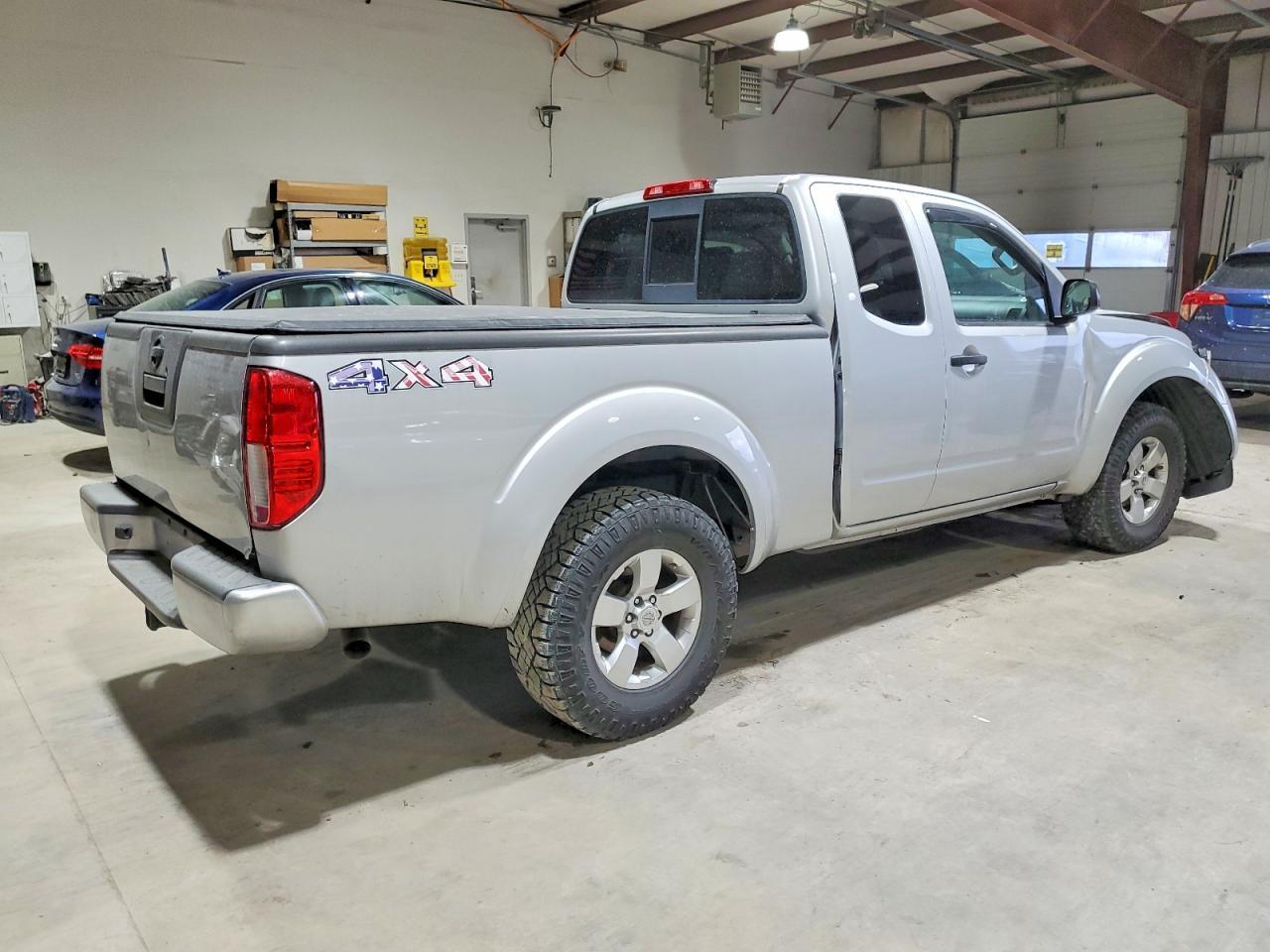 2012 Nissan Frontier sv