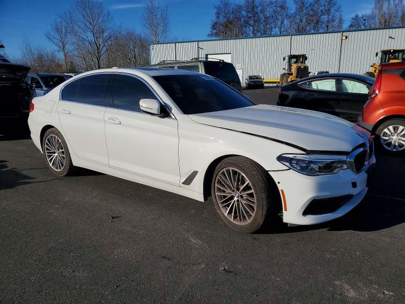 2020 BMW 530 i