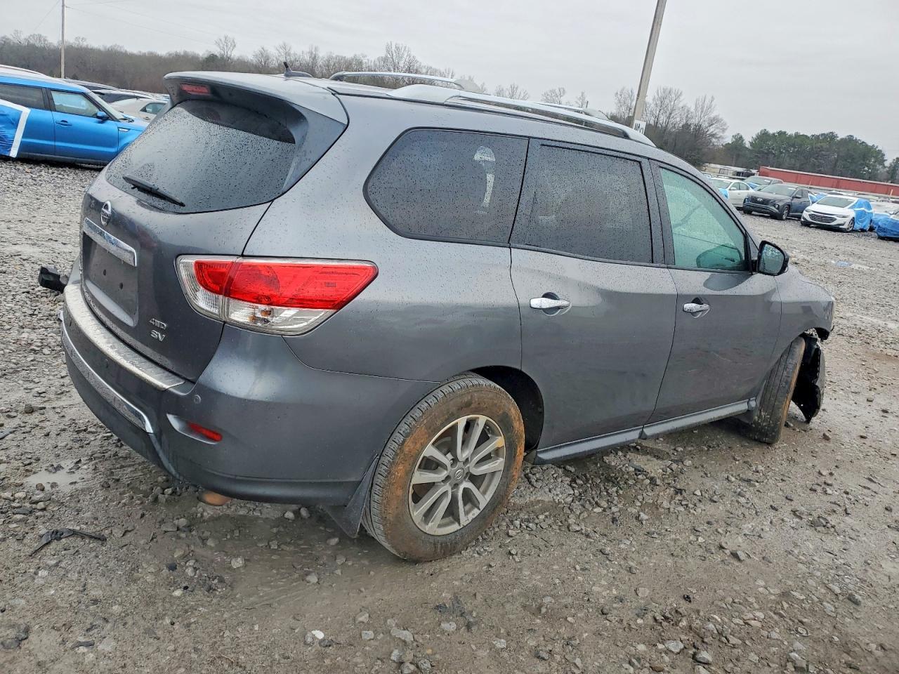 2016 Nissan Pathfinder s