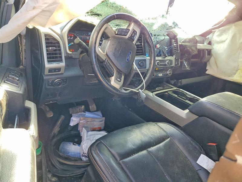 2022 Ford F350 Super Duty Flatbed Truck