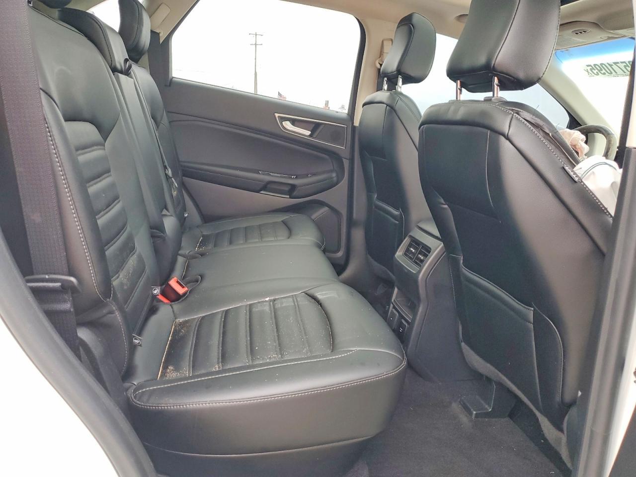 2020 Ford Edge sel