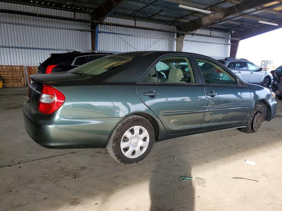 2002 Toyota Camry le