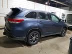 2017 Toyota Highlander se