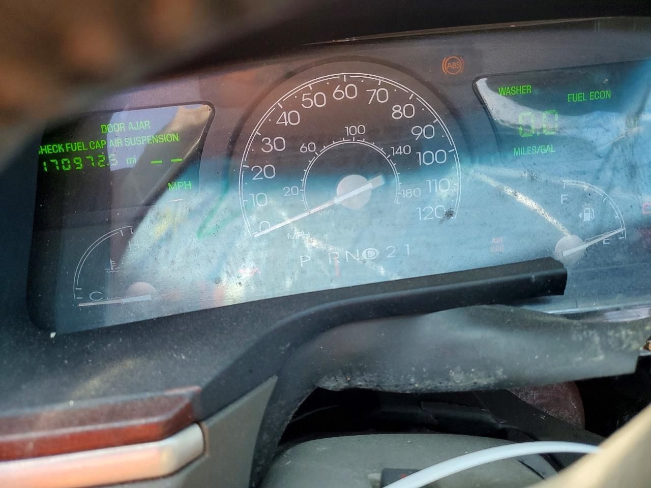 2003 Lincoln Town car Signature