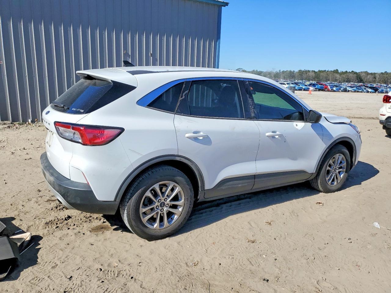 2022 Ford Escape se