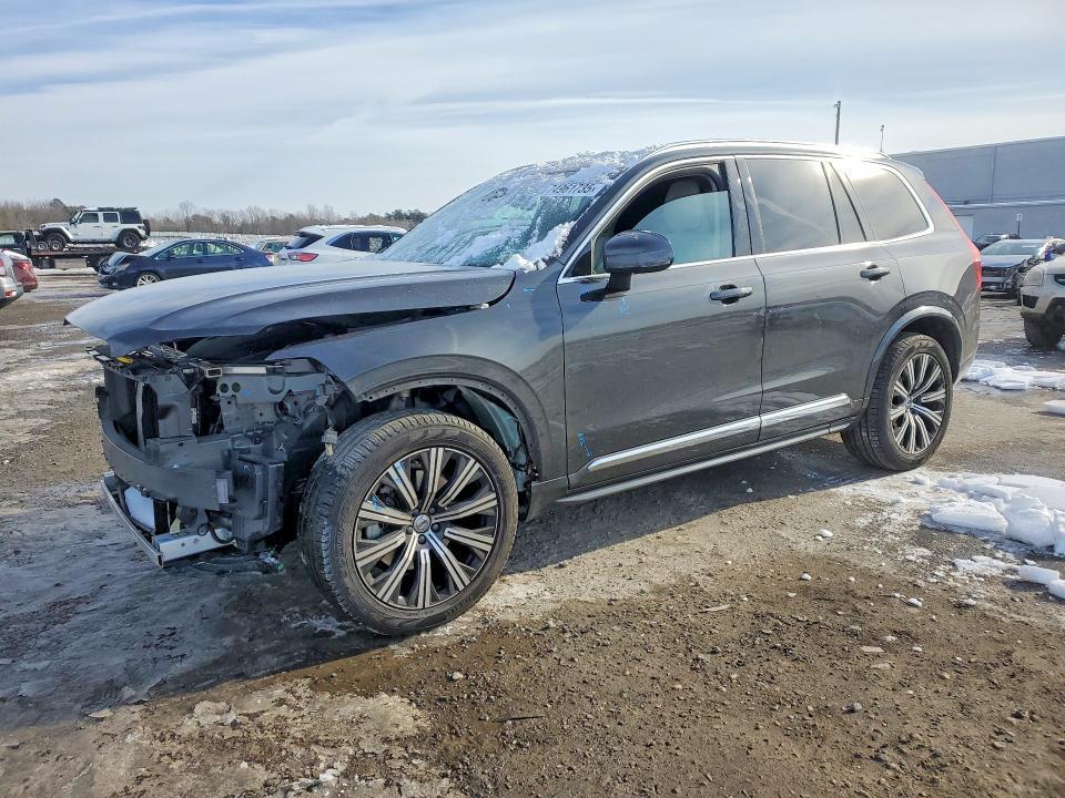 2023 Volvo Xc90 Plus