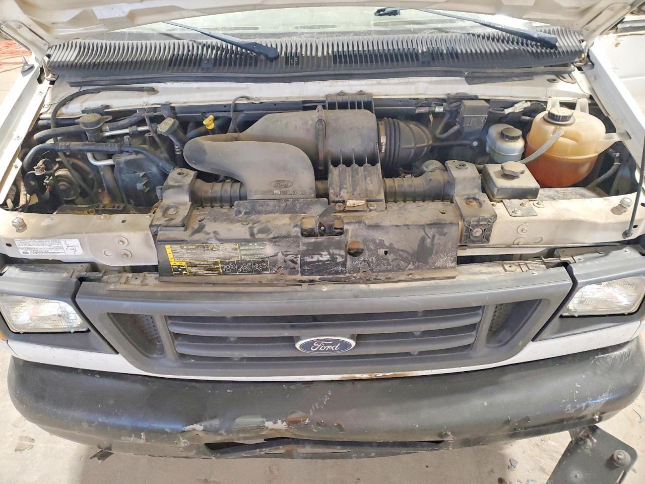 2004 Ford E250 Delivery Van