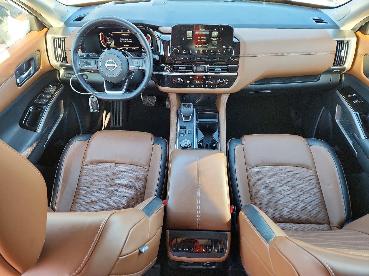 2023 Nissan Pathfinder Platinum