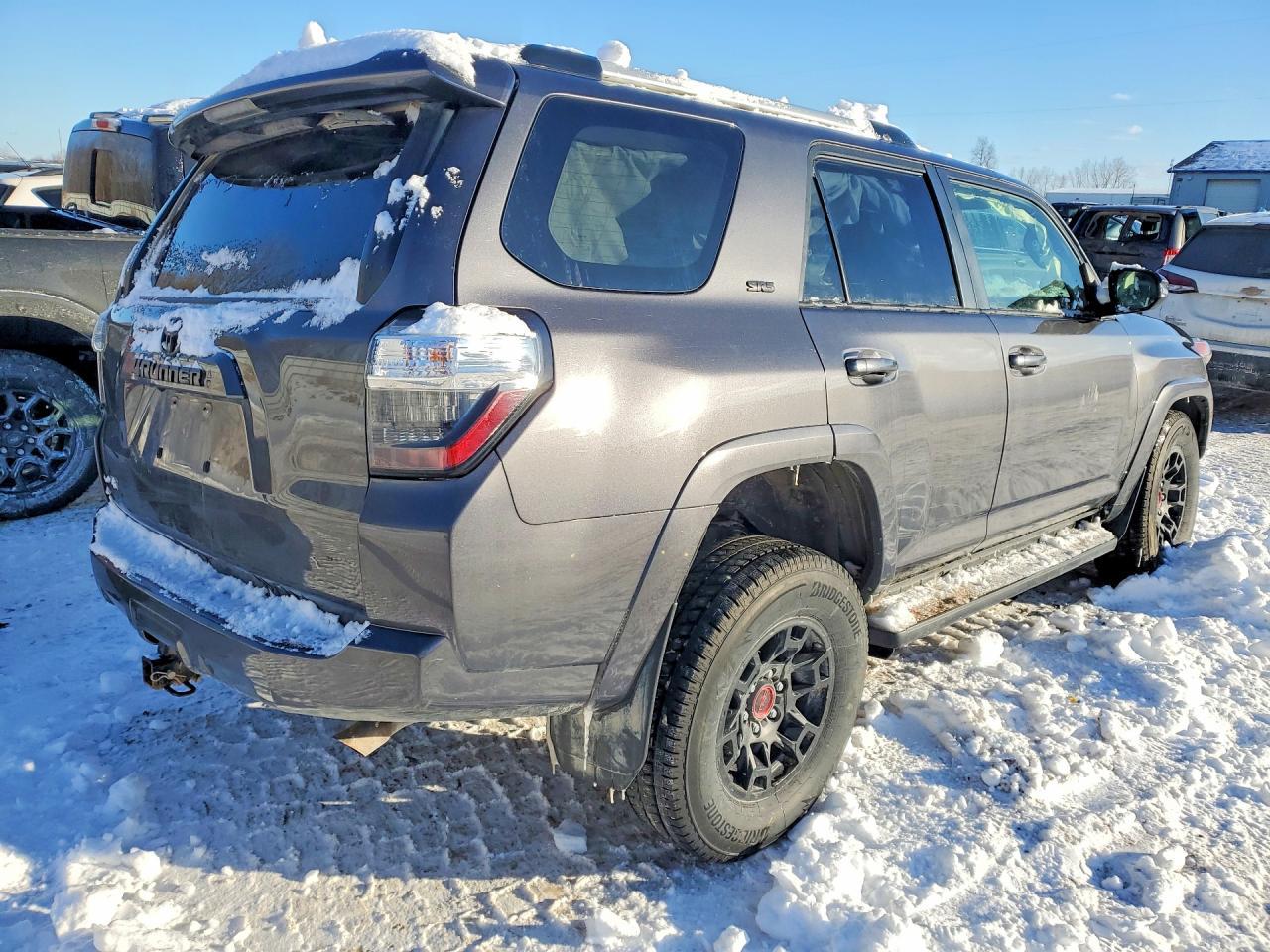 2023 Toyota 4runner se