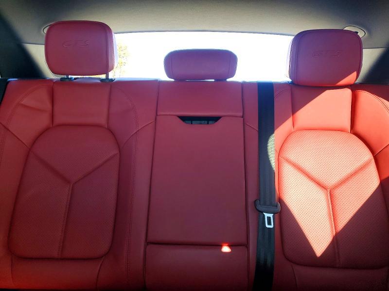 2020 Porsche Macan gts